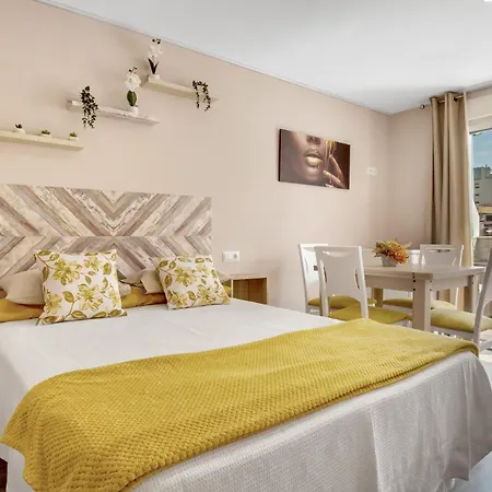 ¡terraza, Relax Y Wifi! A 50m De La Playa Apartment
